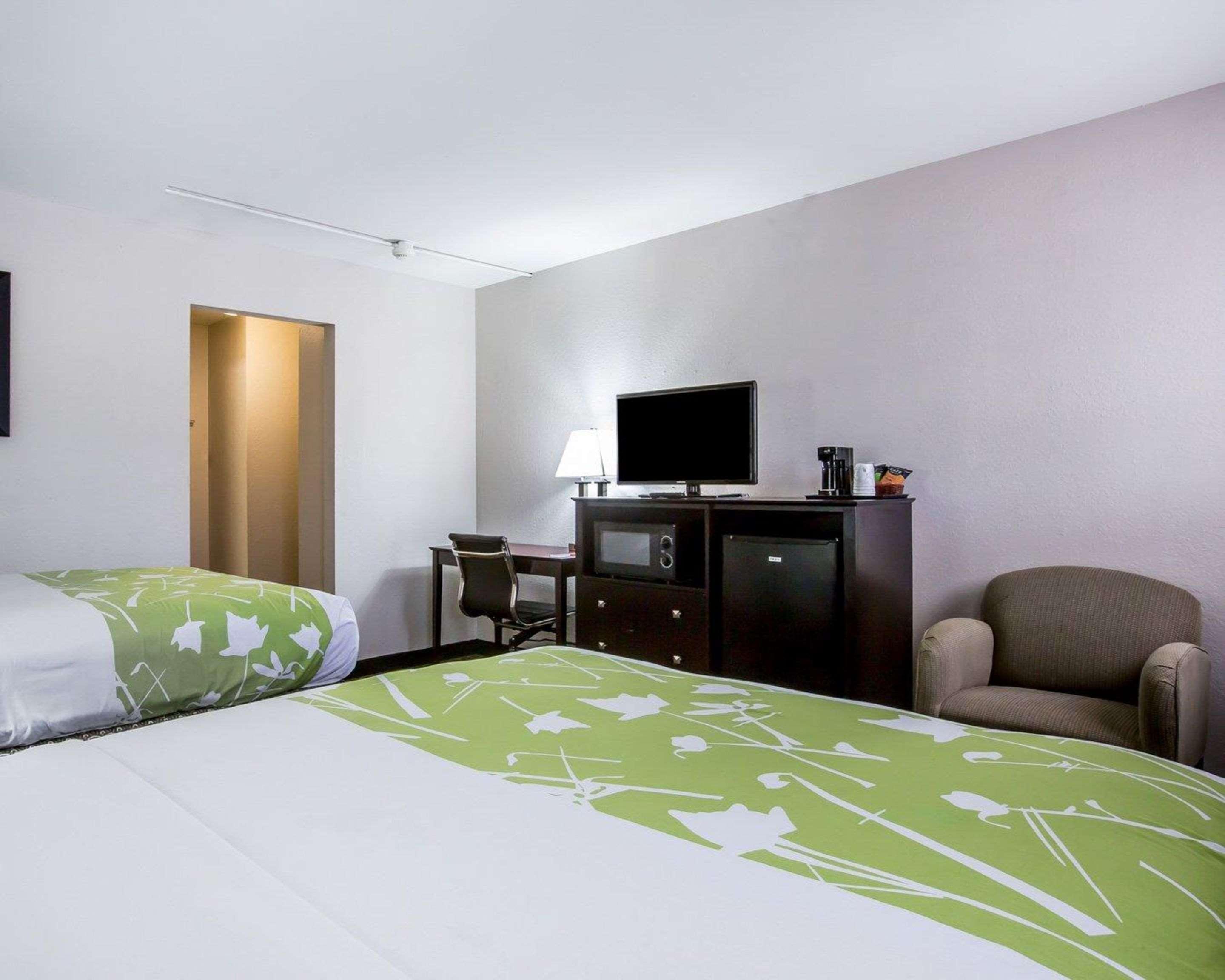 Econo Lodge Birmingham Гувер Екстер'єр фото
