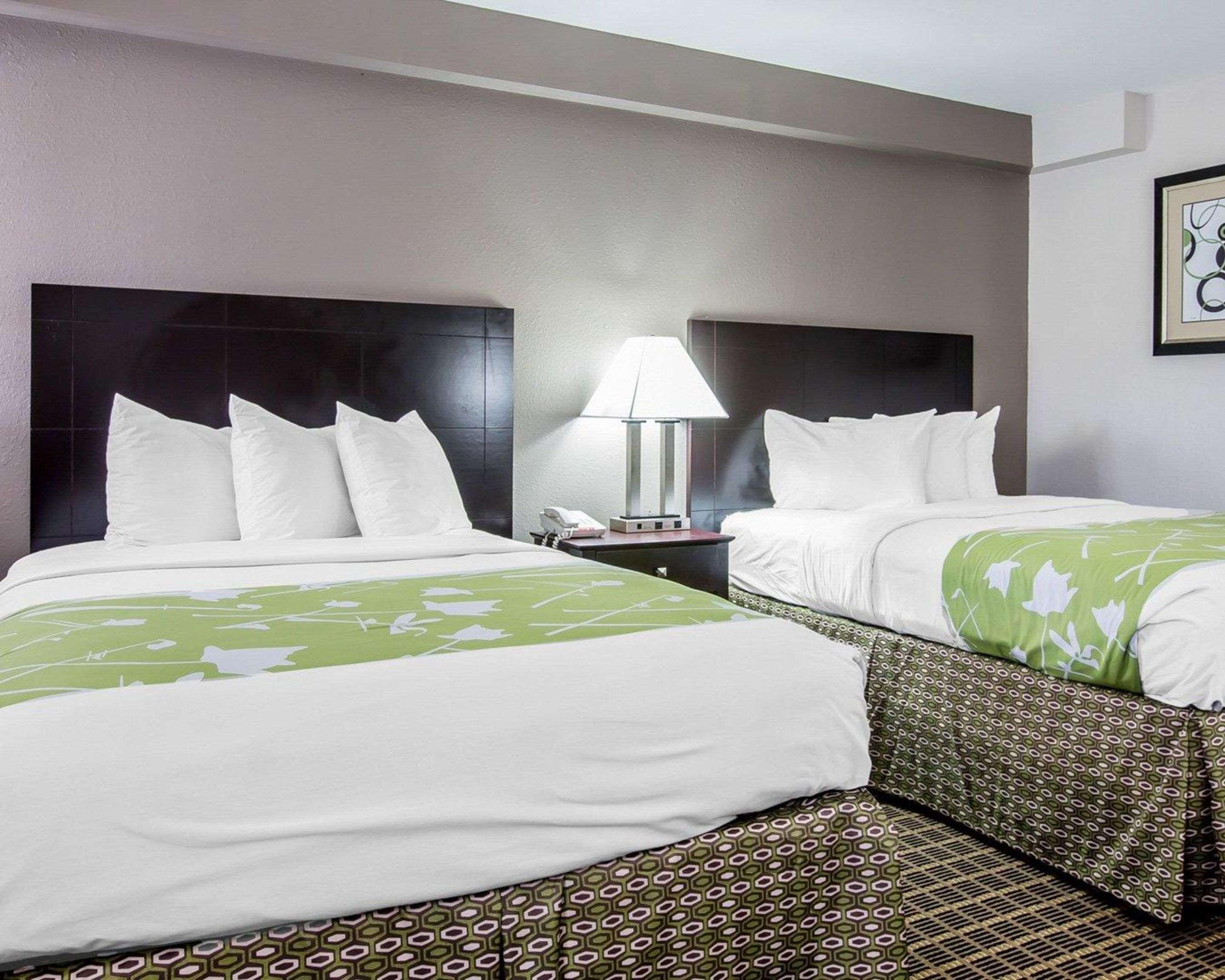 Econo Lodge Birmingham Гувер Екстер'єр фото